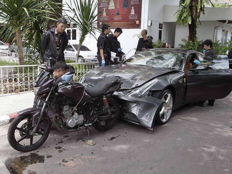 许书标和颜斌生产的红牛饮料,红牛创始人许书标几个儿子