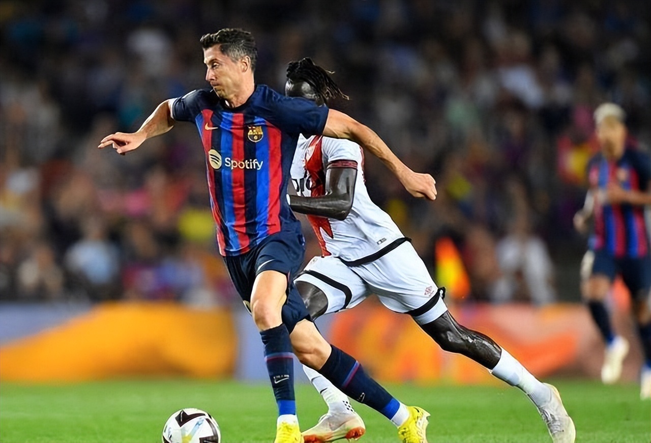 曼联0-1阿森纳创三大耻辱纪录,曼联vs巴萨莱万