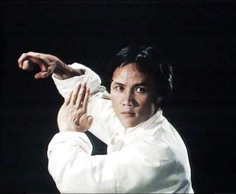 醒醒吧！有些明星别再写口水歌了，只有这些歌曲才配得上称为金曲