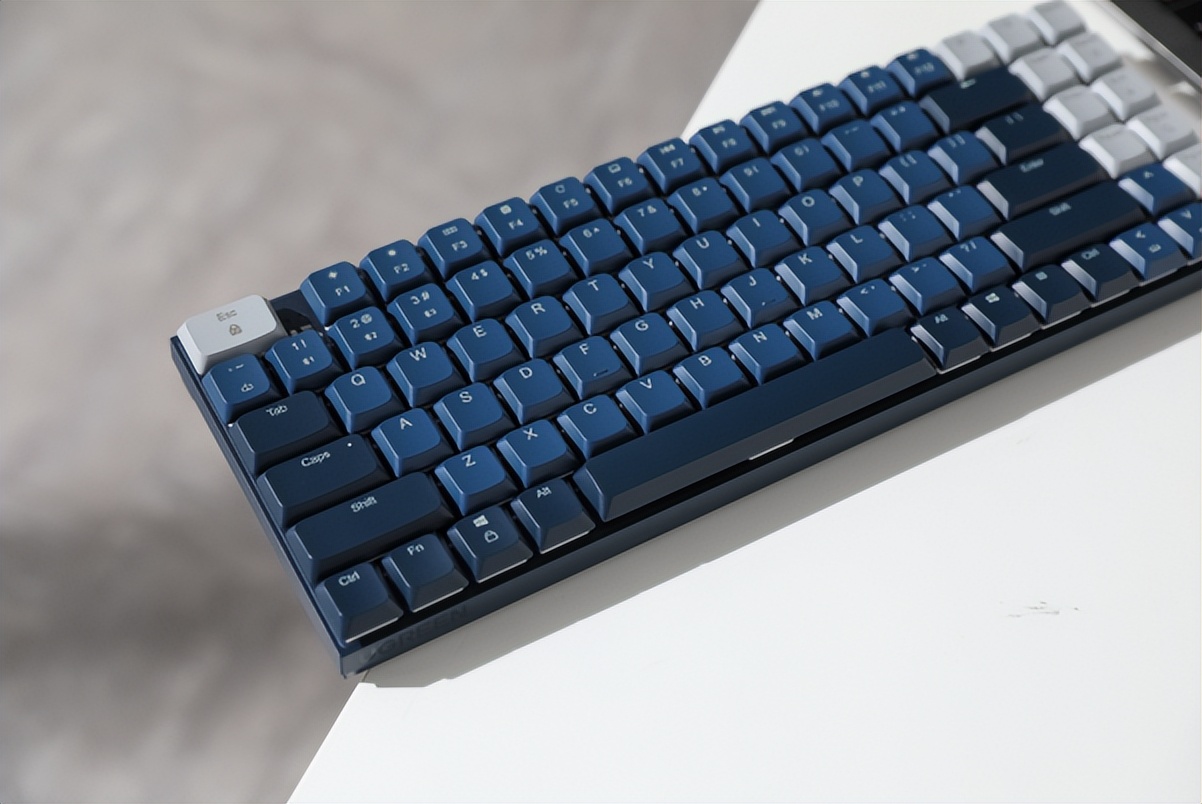 键盘的顺序为什么不是abcd,为什么键盘的abcd是乱的