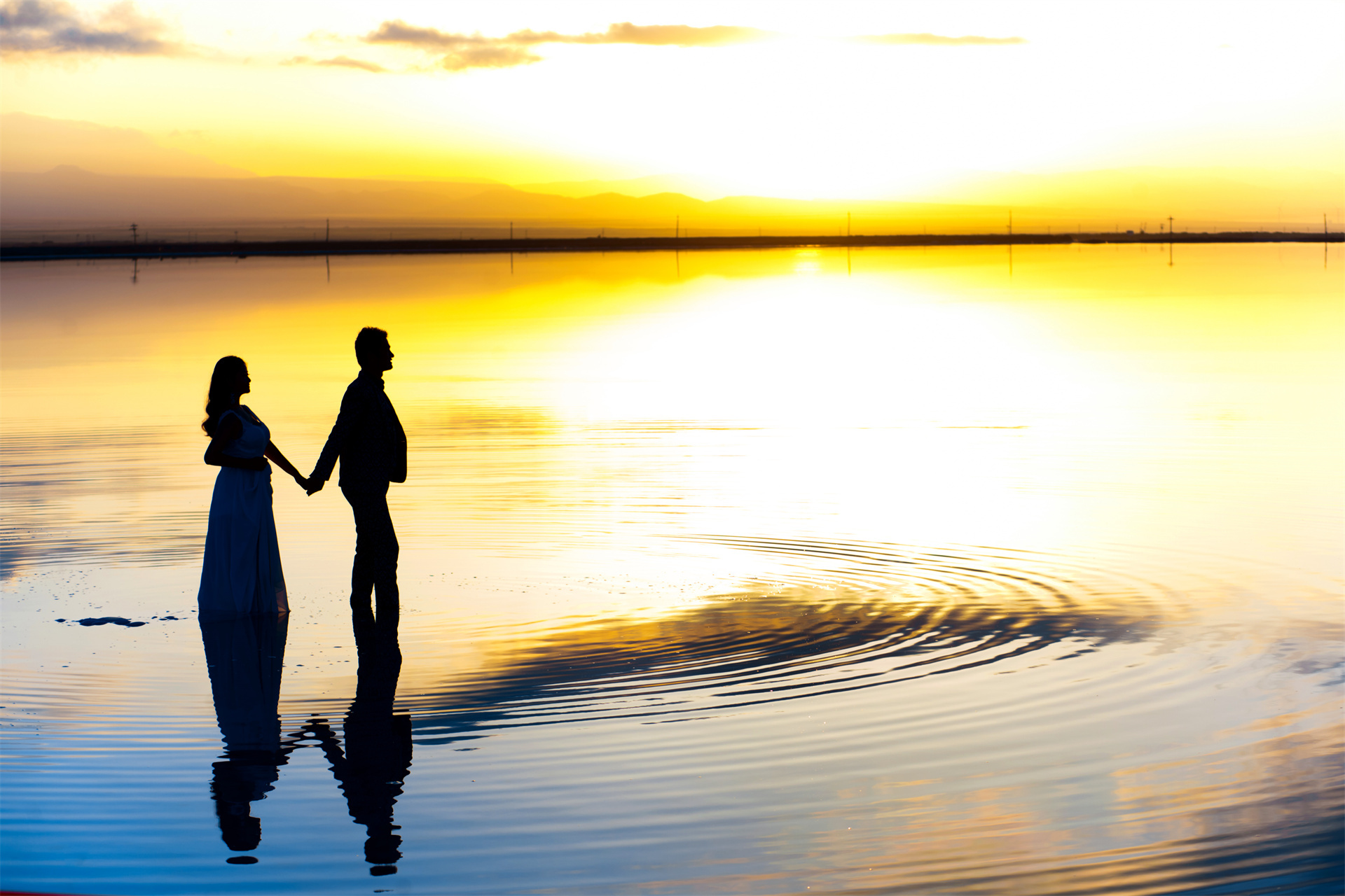 青海旅拍婚纱照推荐哪家最好,旅拍婚纱摄影青海