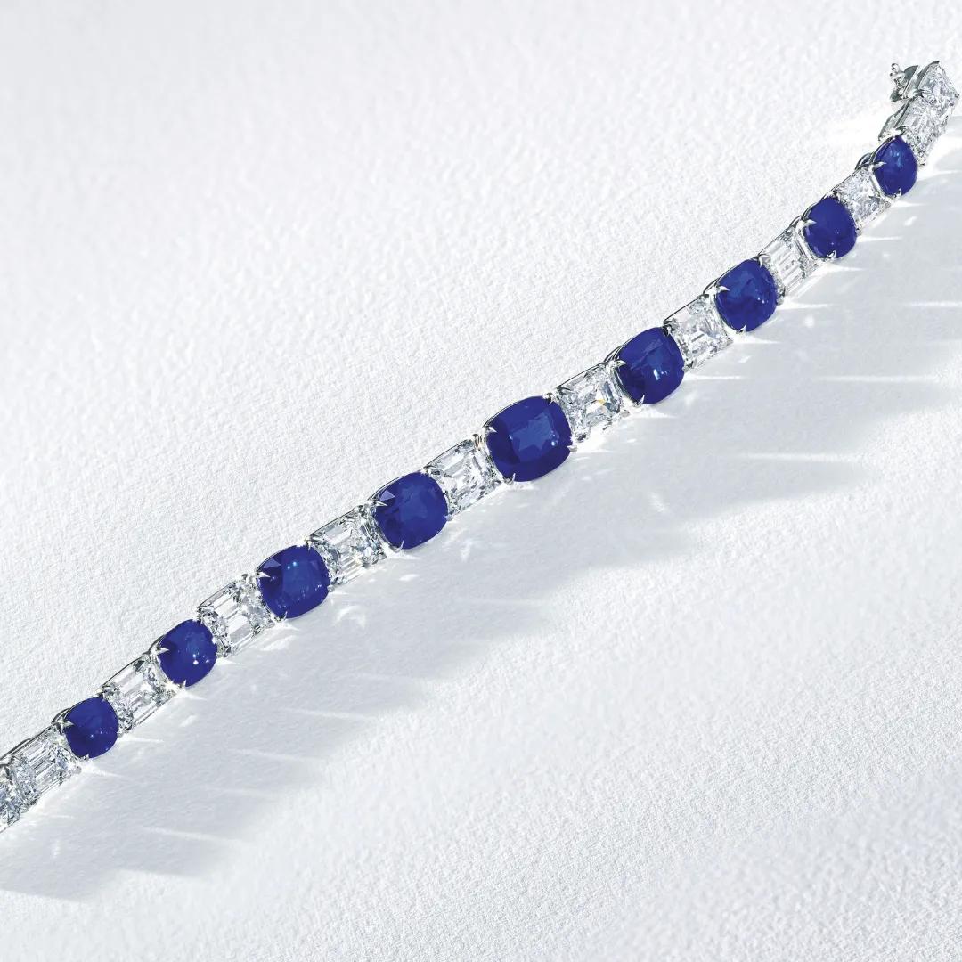 彩色宝石拍卖,最好的紫色蓝宝石拍卖价格