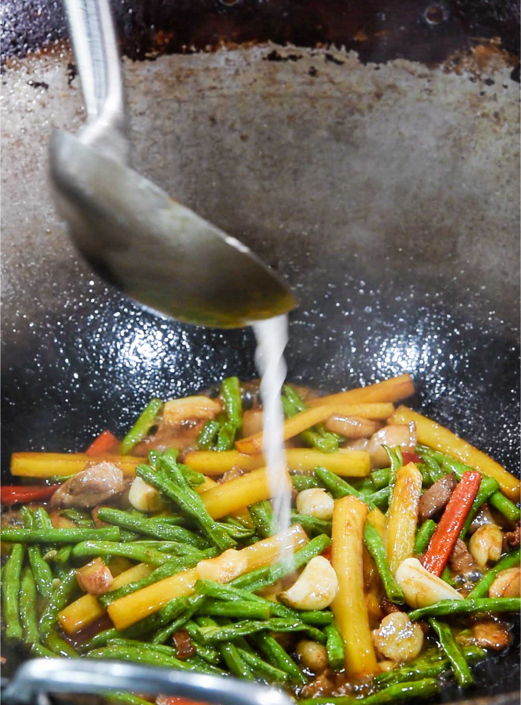 土豆豇豆的家常做法下饭菜,土豆豇豆的做法家常菜