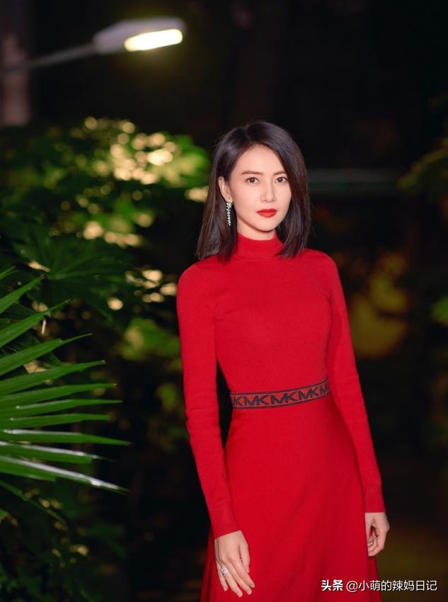 2020最火中短烫发20-30岁长发,适合头发很少又是长发的烫发