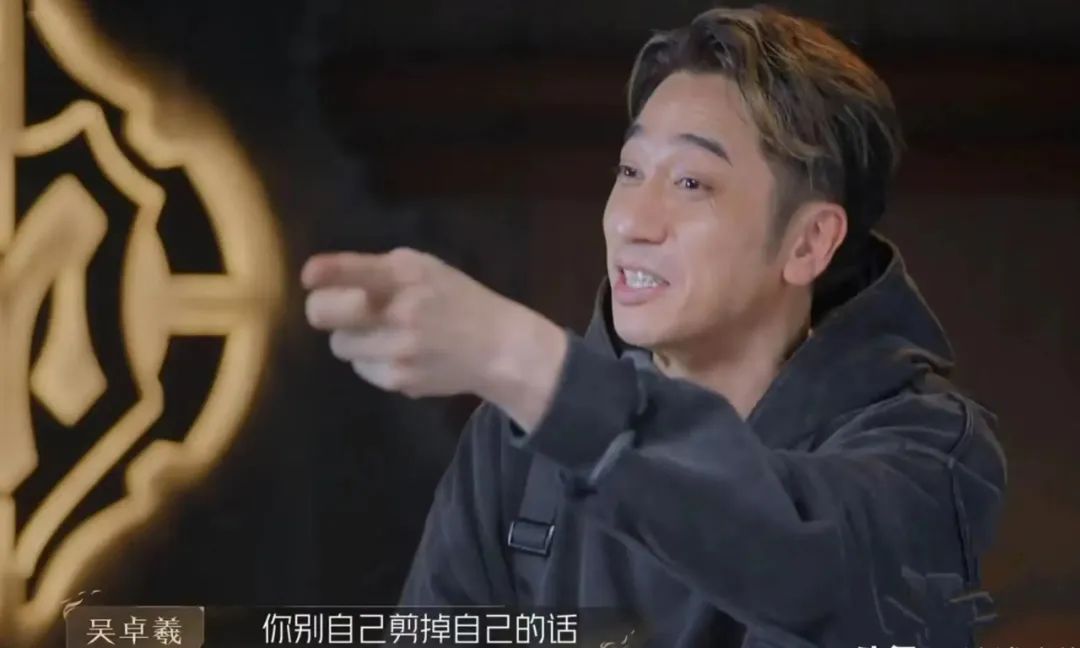 TVB年会晚宴星光黯淡，接地气似农村办酒席，被网友吐槽寒酸