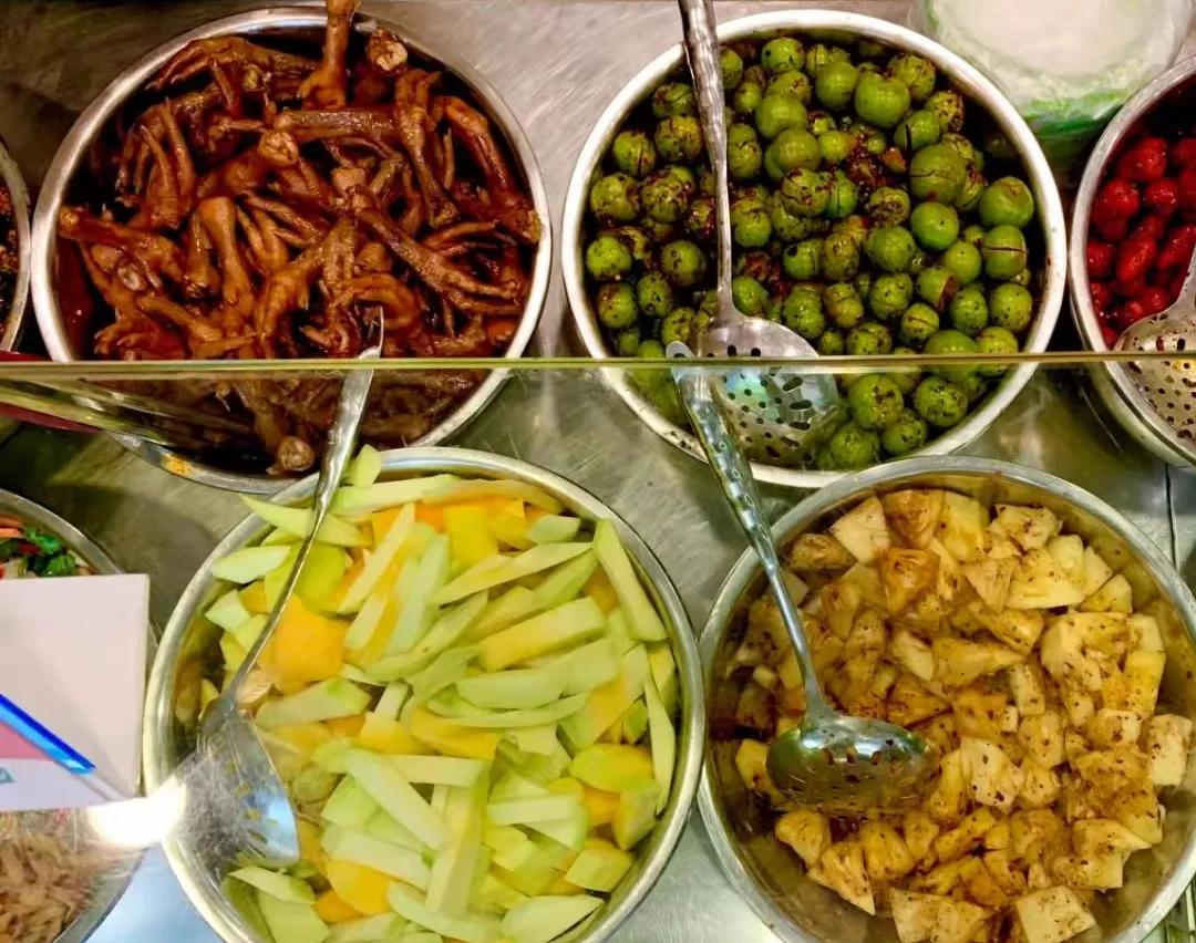 未来昆明最具影响力的美食街,昆明七彩云南附近美食街