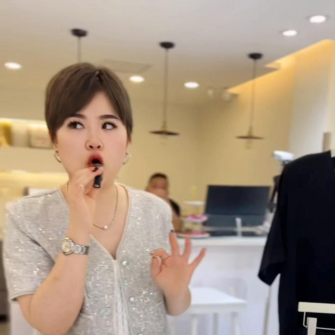 新手店铺选择什么产品比较好,现在实体店卖什么比较好的产品