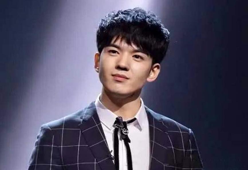 嫖娼、吸毒、学历造假，又一明星塌房，娱乐圈还有干净的吗？