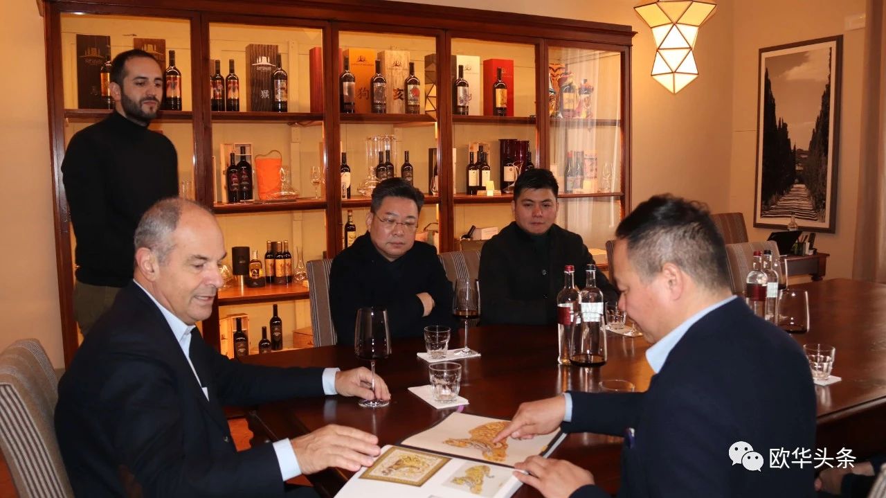 鑿叉媺鏍兼厱ferragamo鑺傛棩绀肩墿,鎰忓ぇ鍒╄憲鍚嶅ア渚堝搧鍝佺墝鑿叉媺鏍兼厱