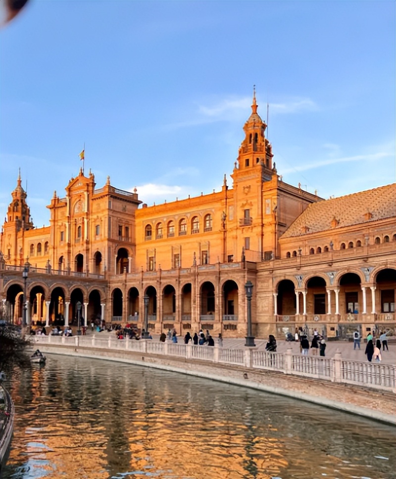 西班牙的建筑有哪些,西班牙的建筑风景