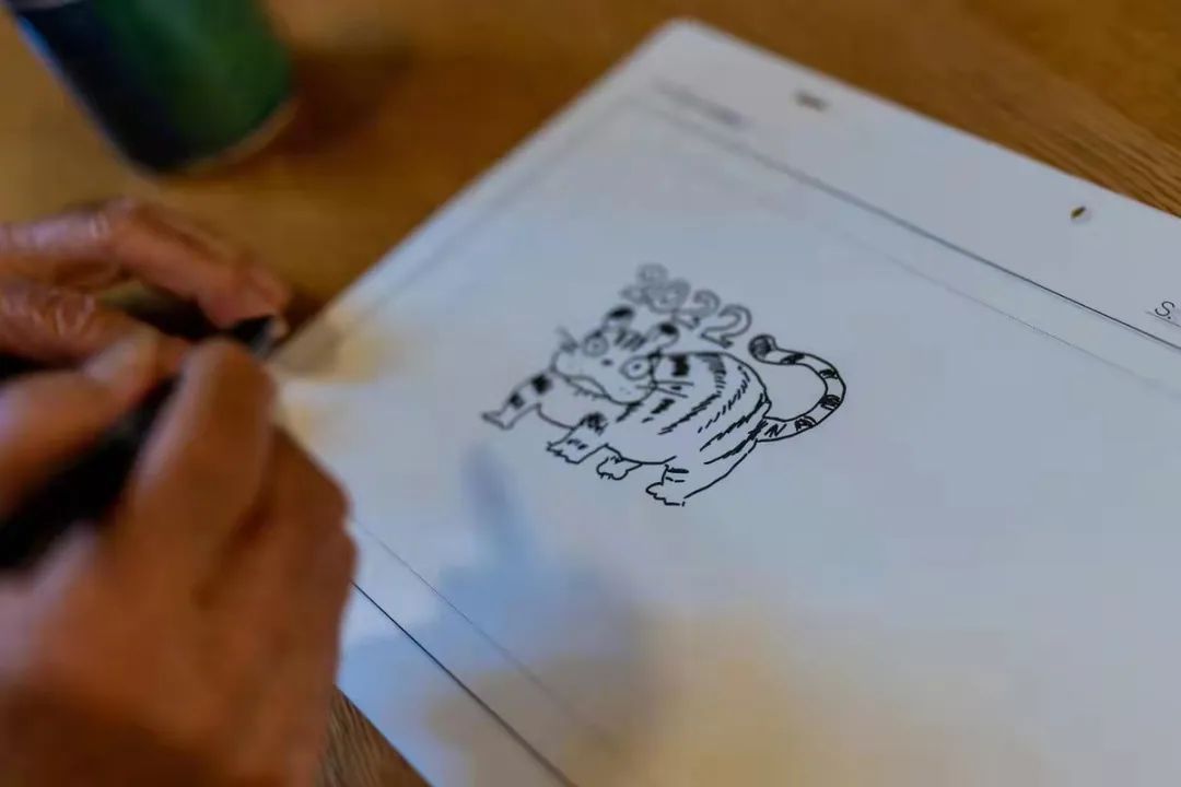 2022元宇宙动态文创设计师成都太古里LV照猫画虎走游慢活族