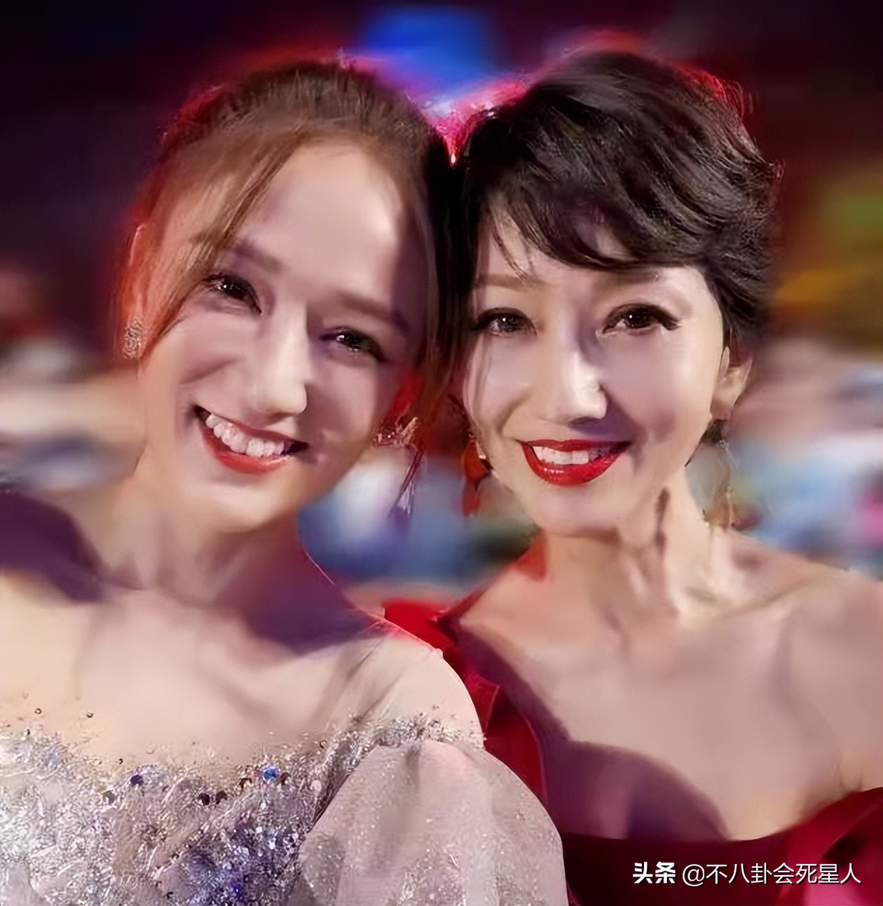 刘晓庆戴头套,刘晓庆戴假发吗