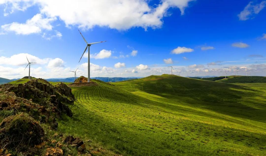 张北草原天路体验感,张北草原天路对比丰宁坝上草原