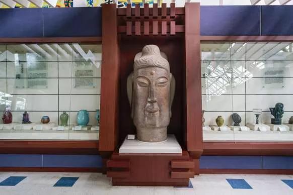 淄博博物馆藏清末民国刻瓷文物,淄博都有哪些博物馆