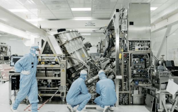 中国光刻机前景如何 (国内哪些半导体企业在攻克光刻机)