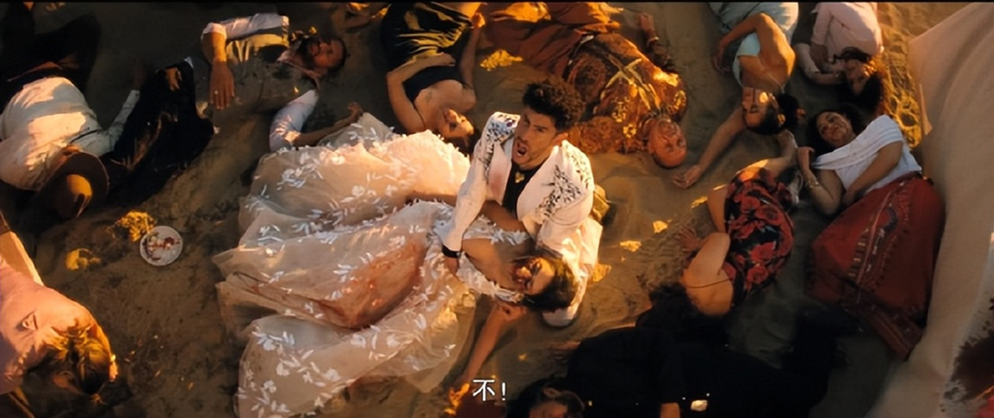 这部“R级片”，票房已破15亿，细扒这部电影，剧情画面太抓眼球