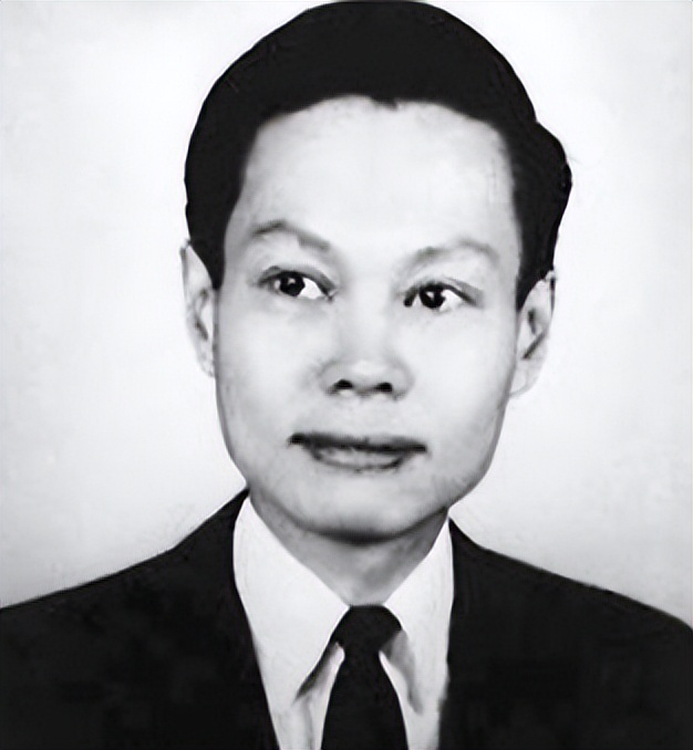 杨振宁百岁之际翁帆披露相处细节,翁帆为何要嫁差54岁的杨振宁