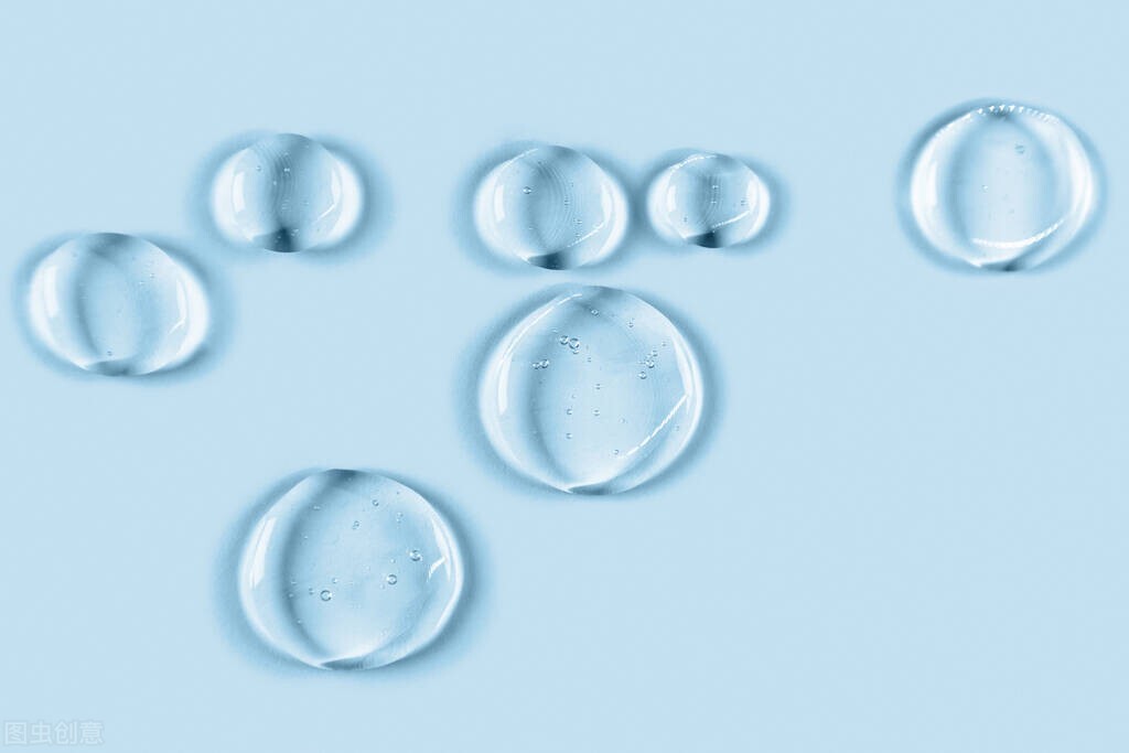 护肤品乳液和精华有什么区别,护肤品里的乳液和精华有区别吗