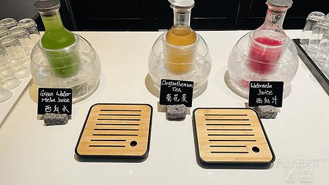 香港回归二十六周年庆典视频,香港jw万豪酒店房间介绍