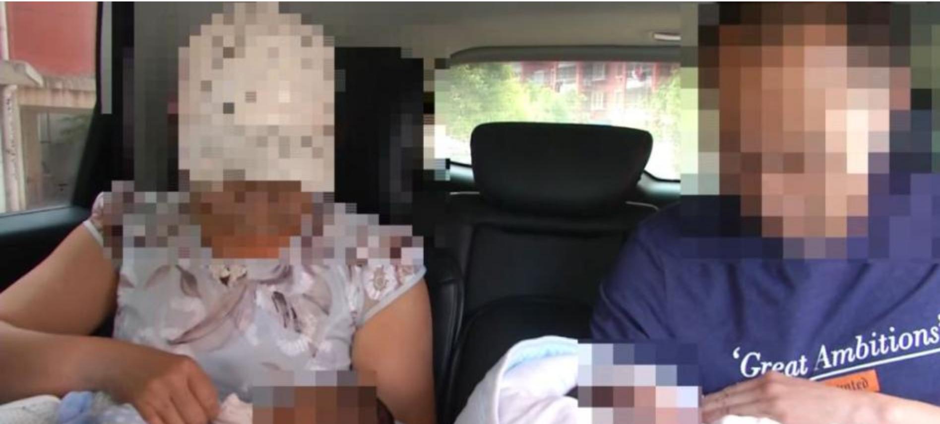 夫妻试管婴儿43次生下三胞胎,双胞胎代孕真实事件