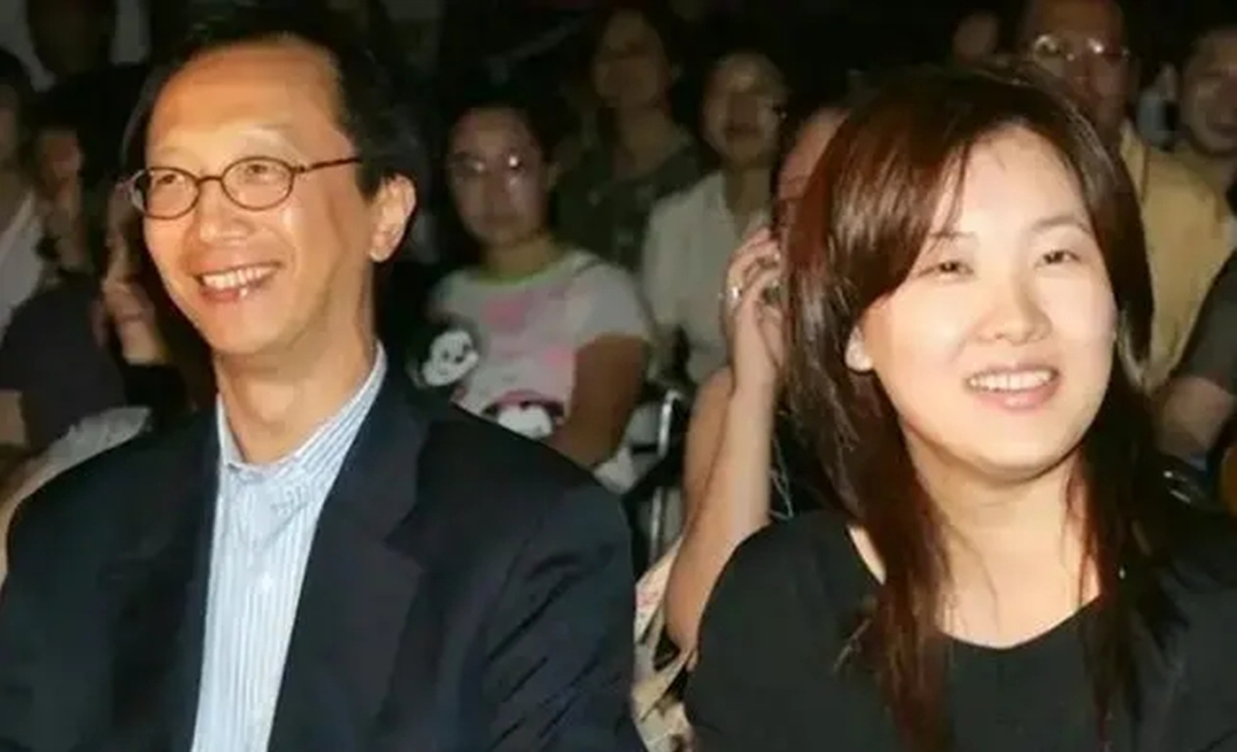 跳水冠军伏明霞老公是谁,跳水伏明霞老公身价