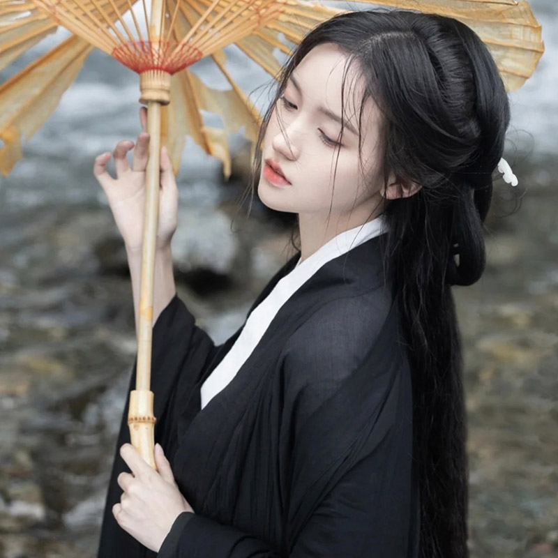 古风头像女唯美淡雅治愈笑容,古风动漫伤感女子头像