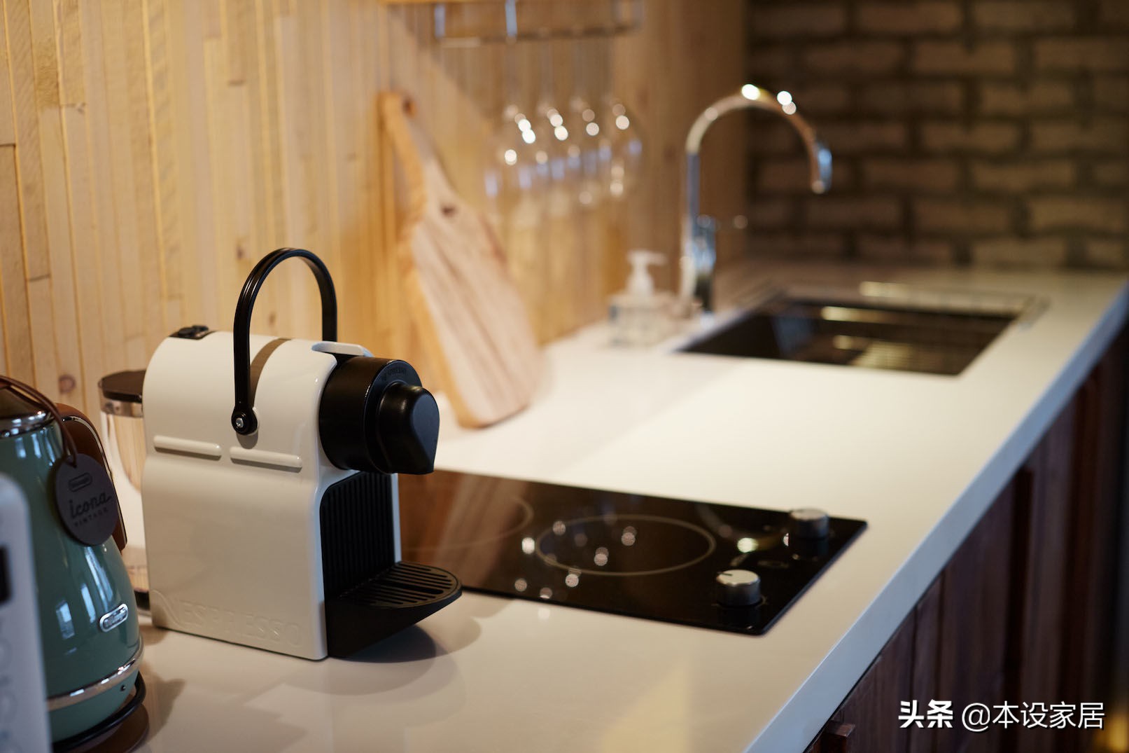 70后老阿姨端庄大方的拍照,60岁老阿姨拍照