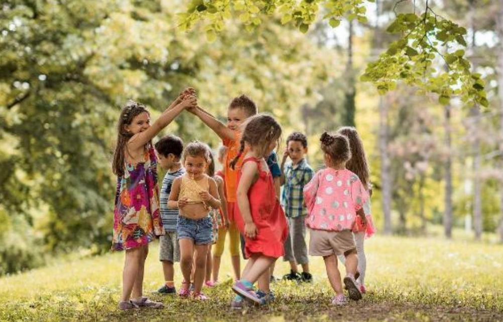 拇指姑娘出生时只有10公分,拇指姑娘出生时仅280克长大