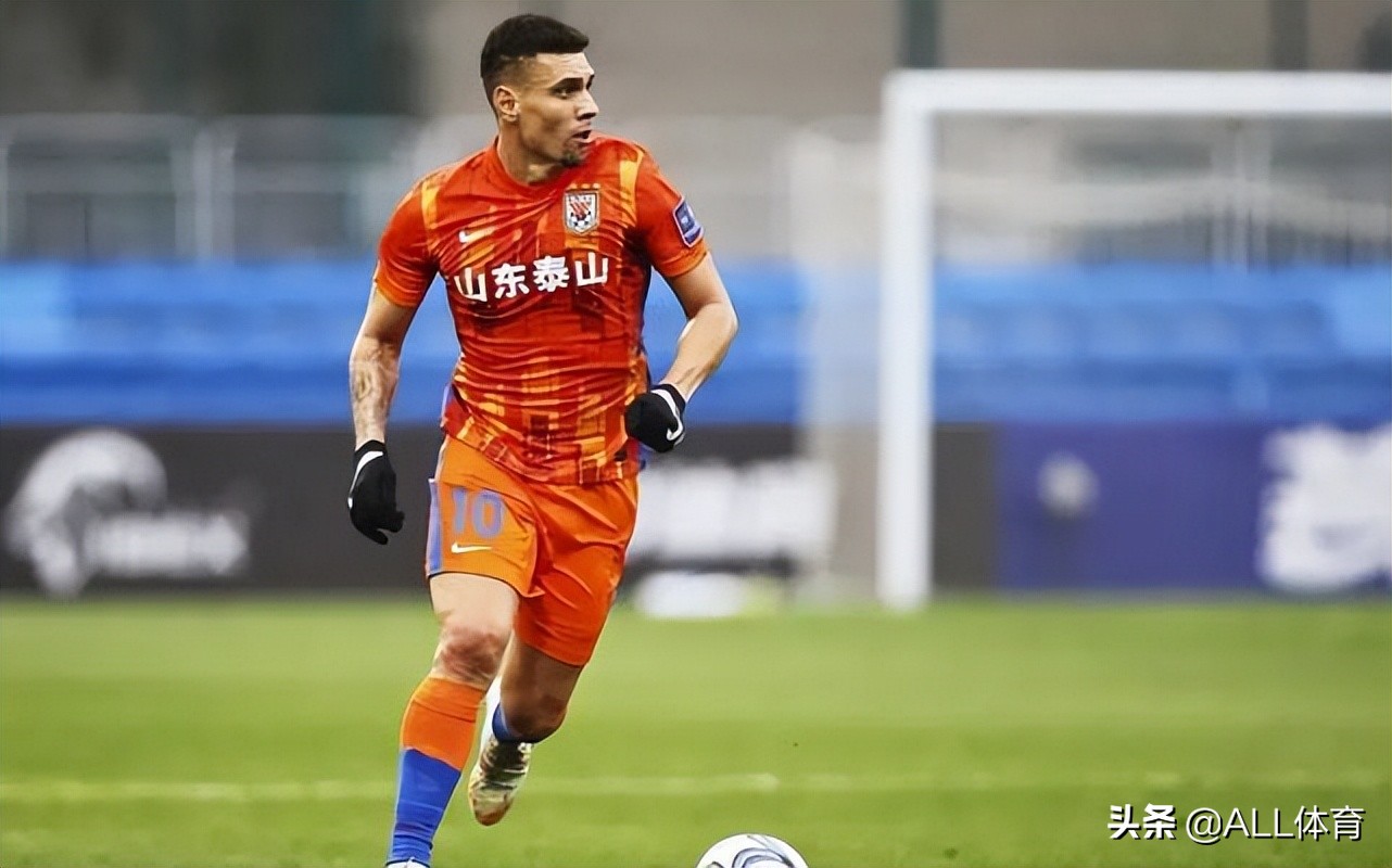 莫伊塞斯鲁能最新比赛,莫伊塞斯笑纳鲁能首球