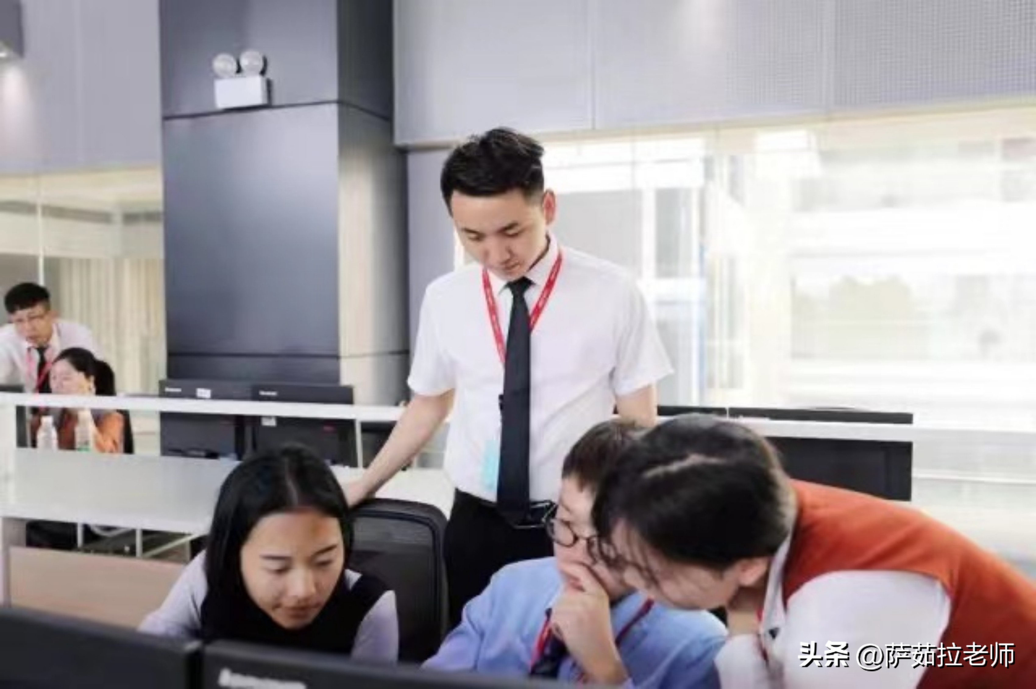 大学生一挣钱就变乖了