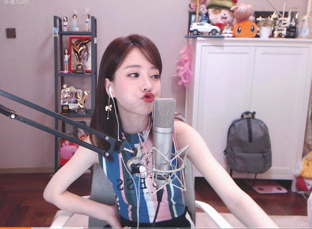 冯提莫哪年离开斗鱼,冯提莫解约视频完整