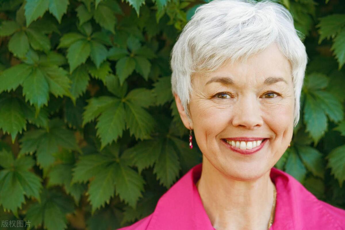 妻子去世后过得很凄凉,老婆去世还是孤独终老