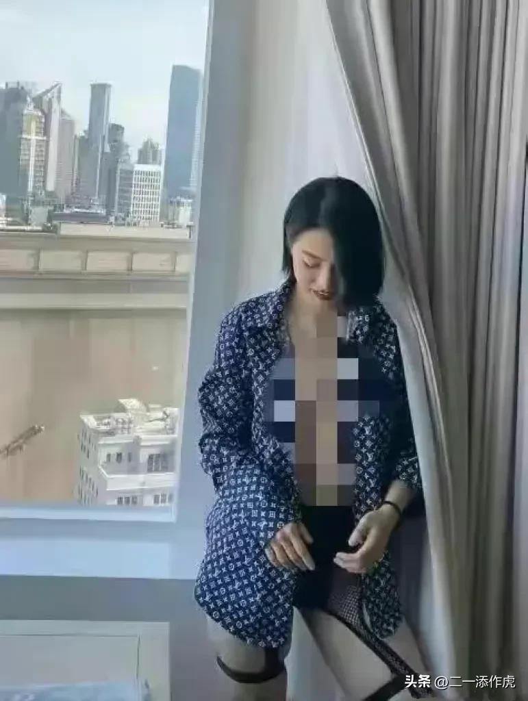 中石油胡某与情人成都街头牵手被拍，女主董某大量性感照片流出