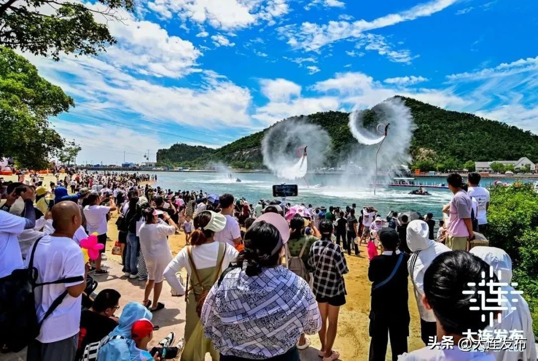 大连可以洗澡的海滩,大连既可以赶海又能洗海澡