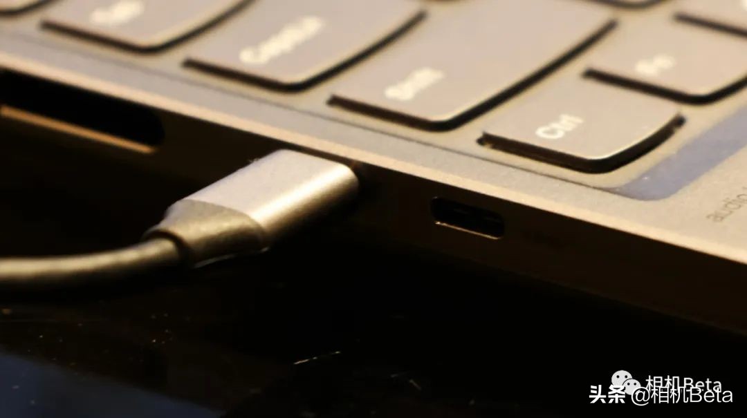 22款拯救者y9000x基础设置,适合摄影师修图的笔记本电脑