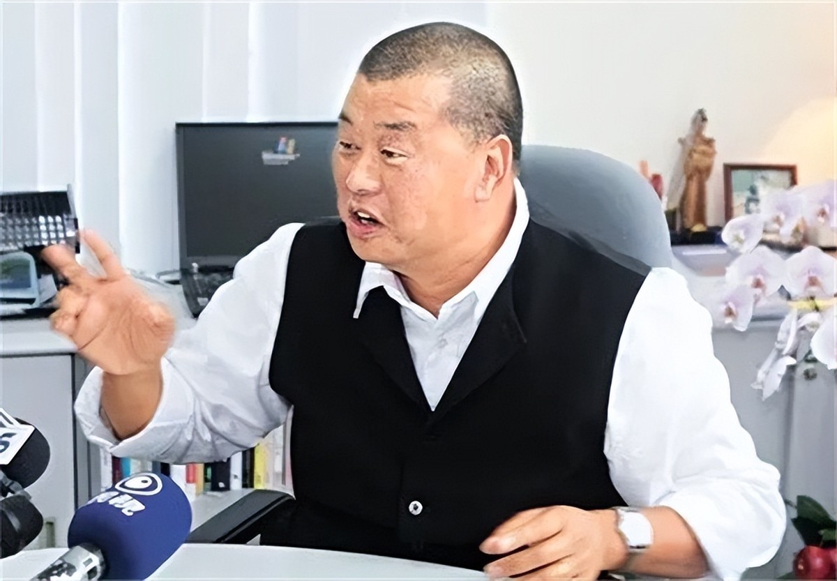 揭开赵少康和*智英黎**勾结的历史，赵少康之子是*智英黎**的得意门生