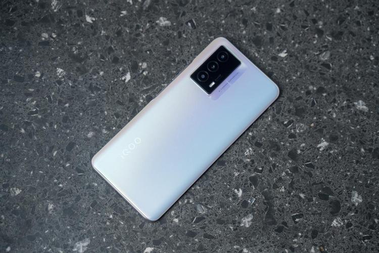 目前续航最强的5款苹果手机,iphone续航最强的手机排行