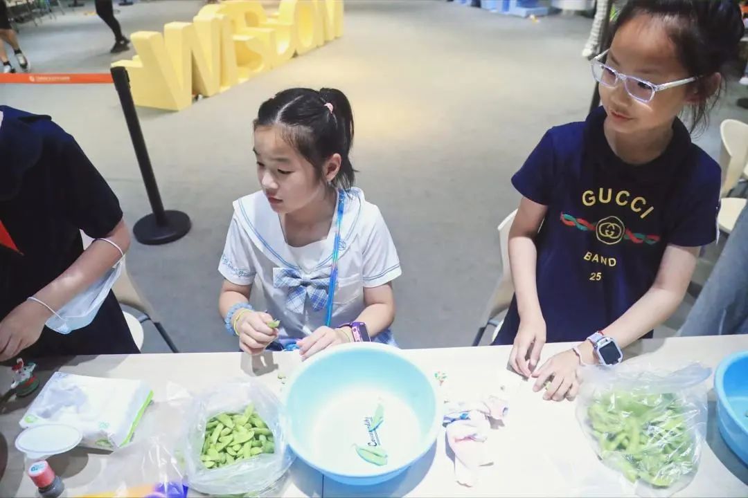 徐汇的这个嘉年华非常high！4000人涌向这片欢乐海洋！