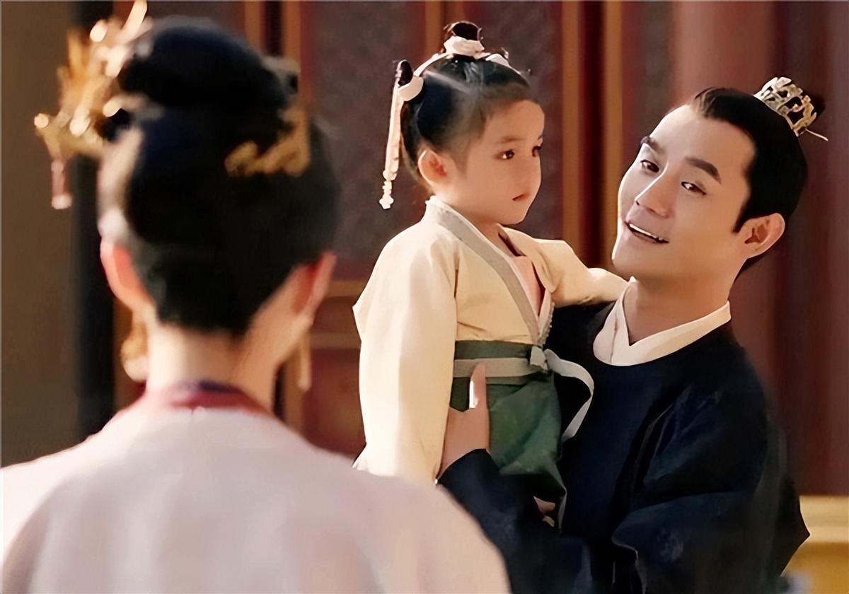 爹与爸字的区别,古代对父亲称爹和爷的区别