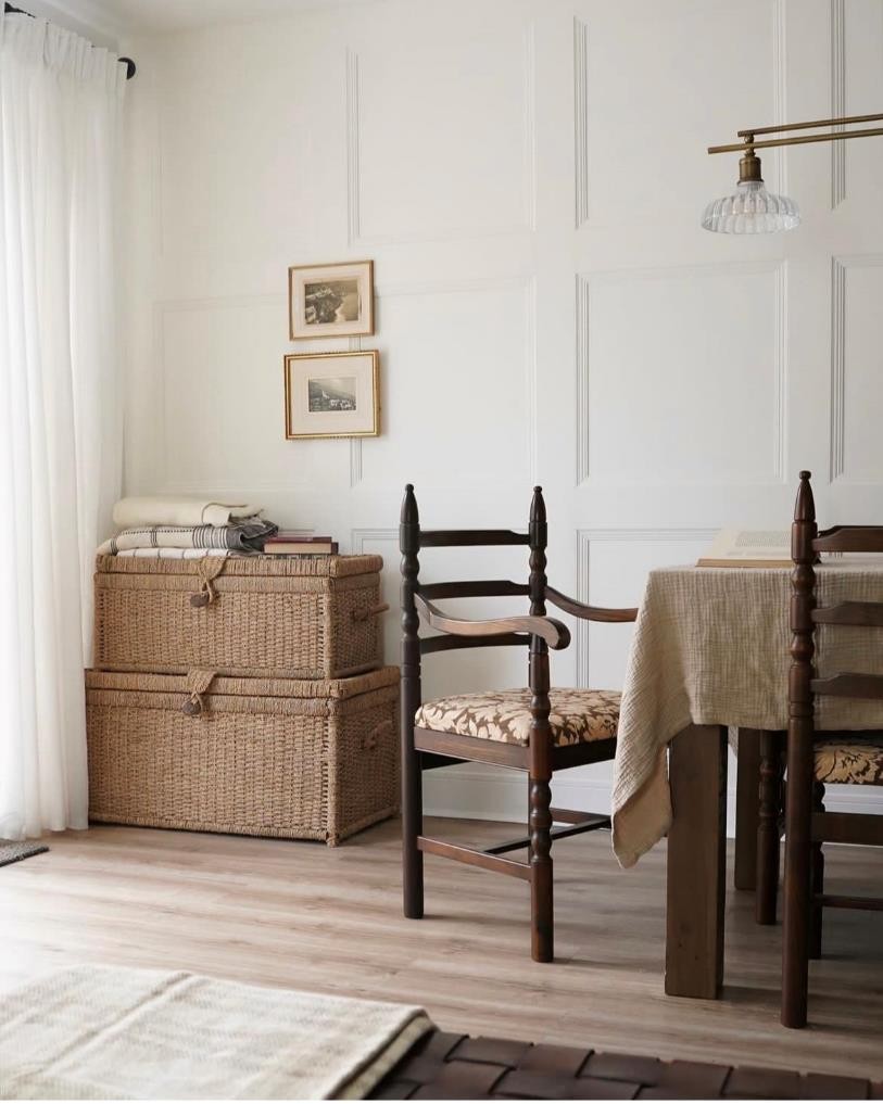 高级感原木风客厅设计,英国女子装修新房