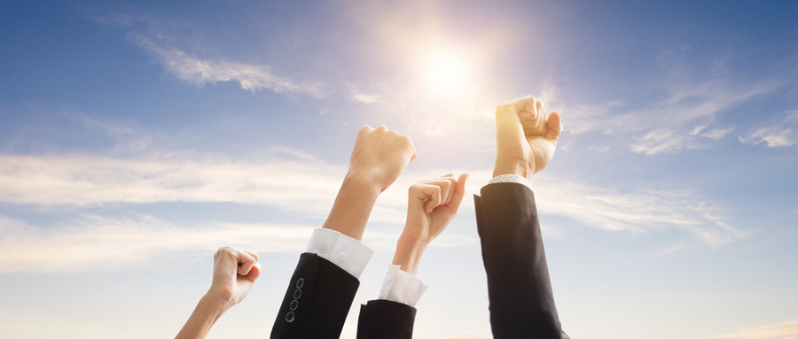 当一个人迷茫的时候该怎么办名句,感觉30岁一无是处迷茫了怎么办