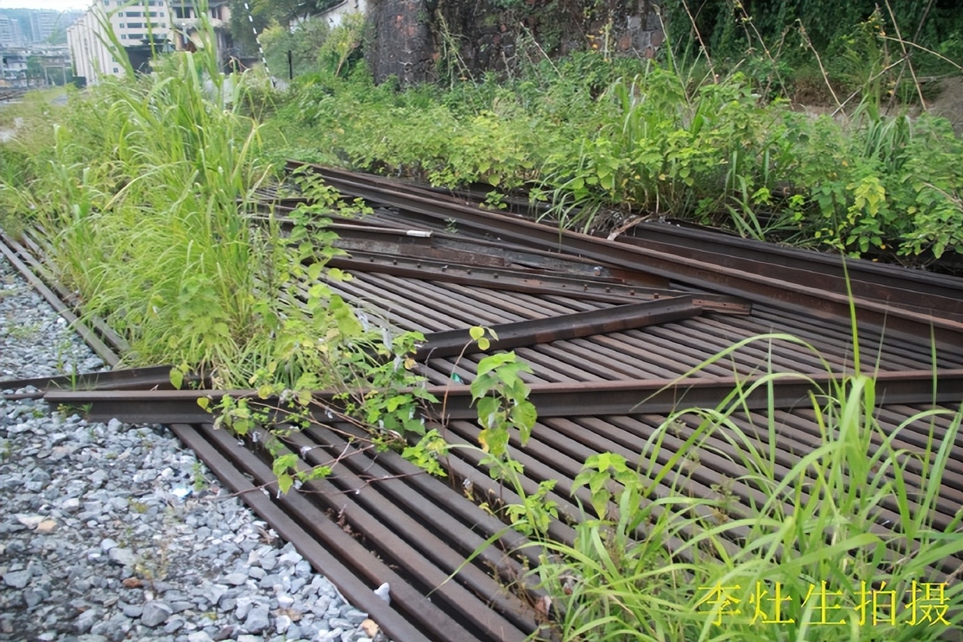 坪石梅田铁路,韶关乐昌市坪石镇火车站