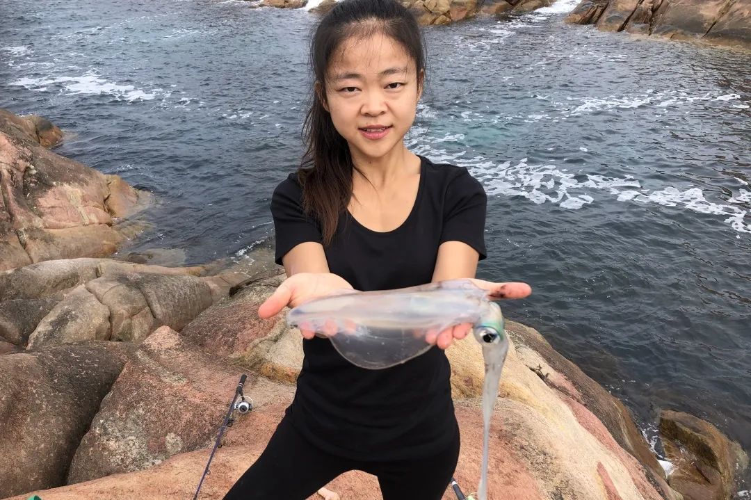 90后小荷在澳洲:环游26国,在990平房子里,种菜喂鸡养蜜蜂