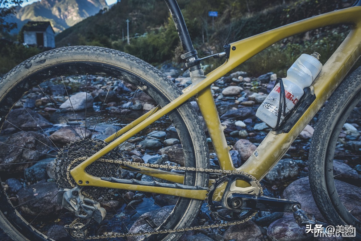 闪电公路车diverge测评,全地形diverge公路车评测