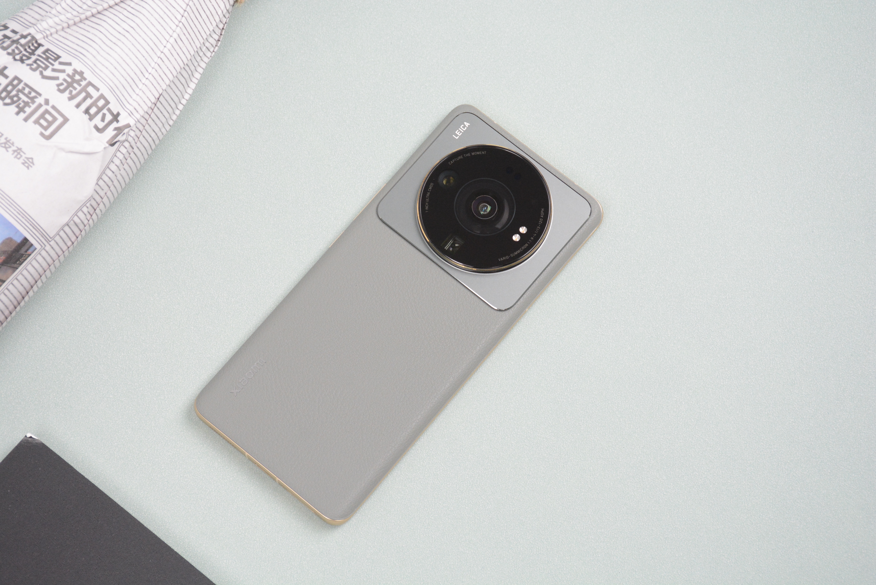 带着徕卡相机把玩小米12sultra,年轻人的第一台微单