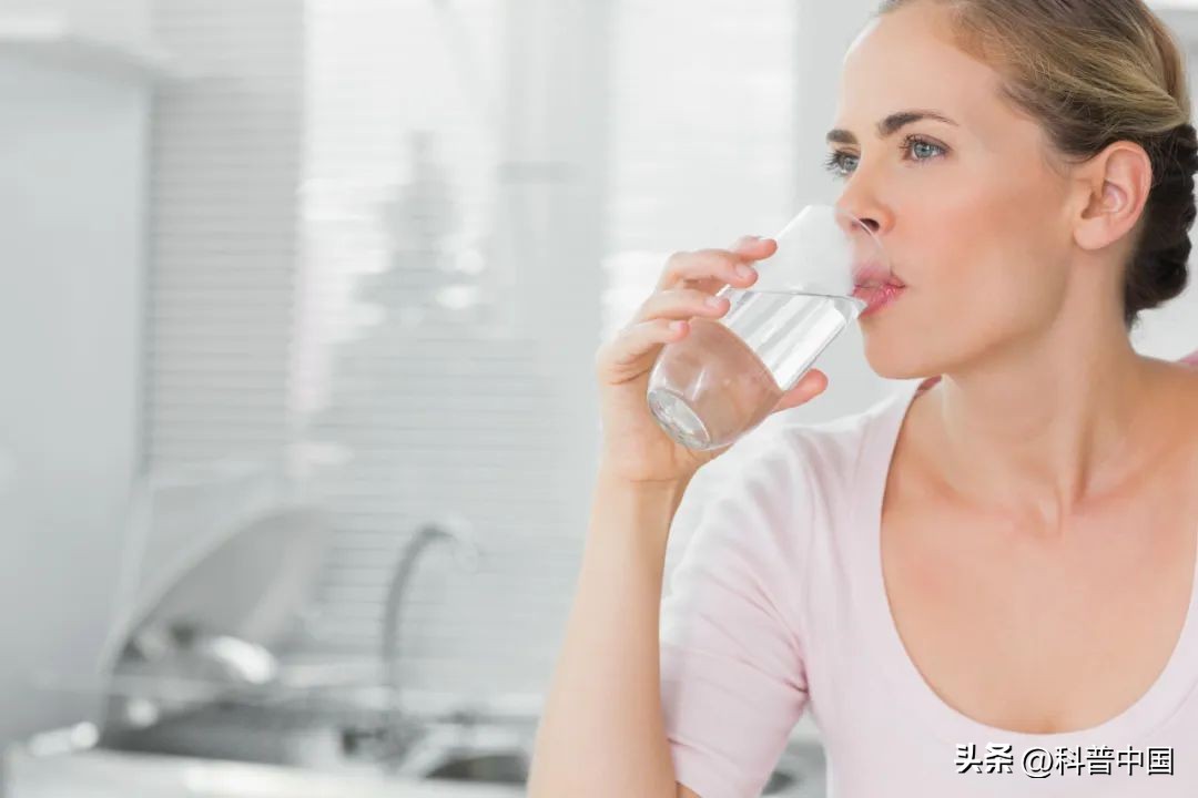 女性尿路感染的症状有哪些,女性膀胱炎和尿路感染的症状区别