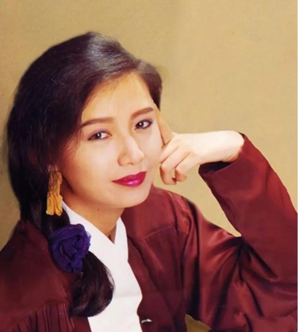 梁朝伟曾华倩靓仔,曾华倩梁朝伟年轻图片