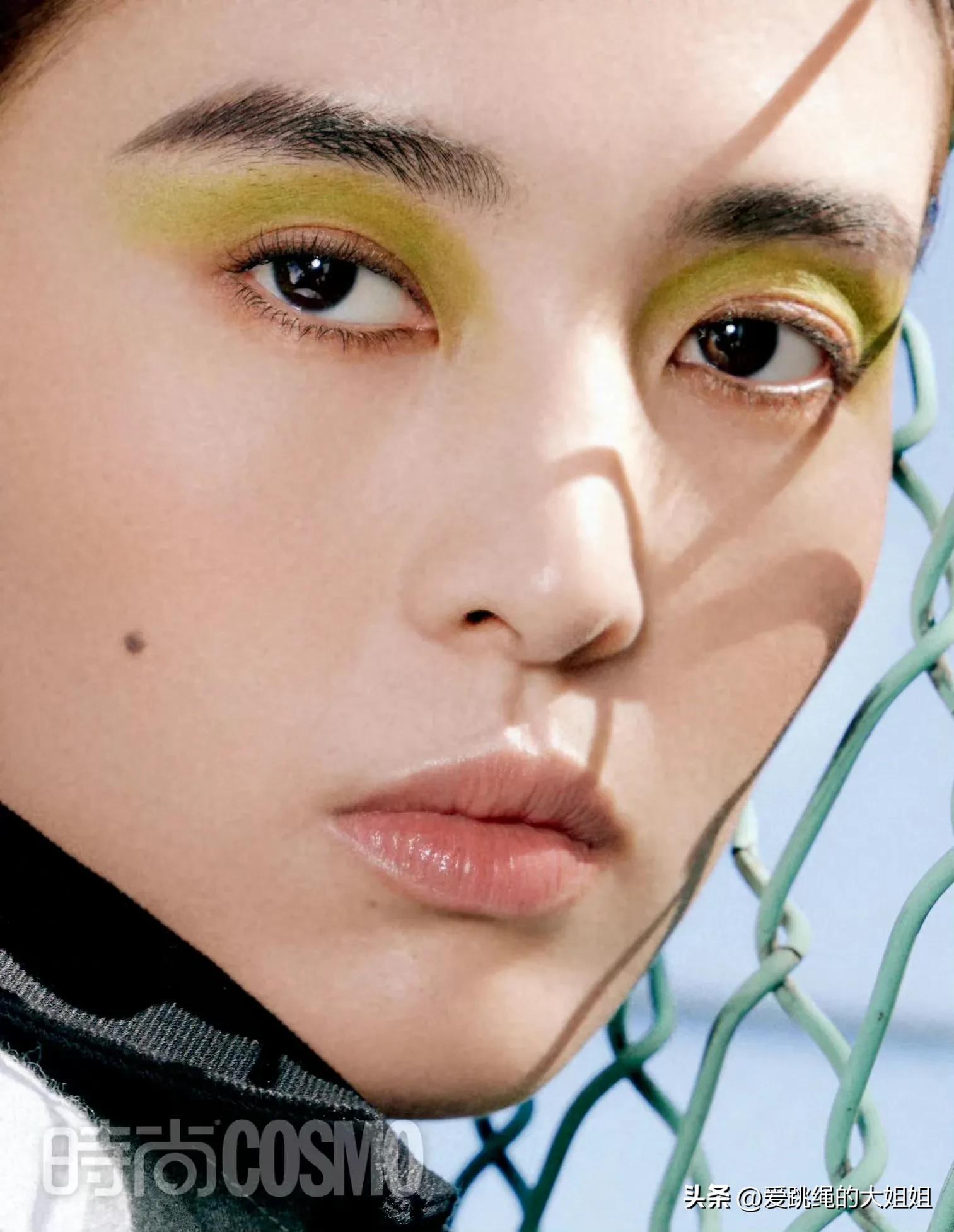 最美门将赵丽娜现身绿茵场,女足最美守门员赵丽娜