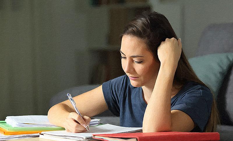 20万大学学费，最后成为前台，是否值得？