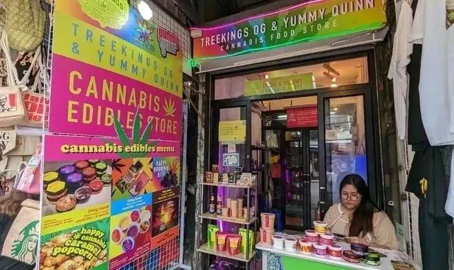 泰国腹肌男模表演,泰国男人腹肌比赛